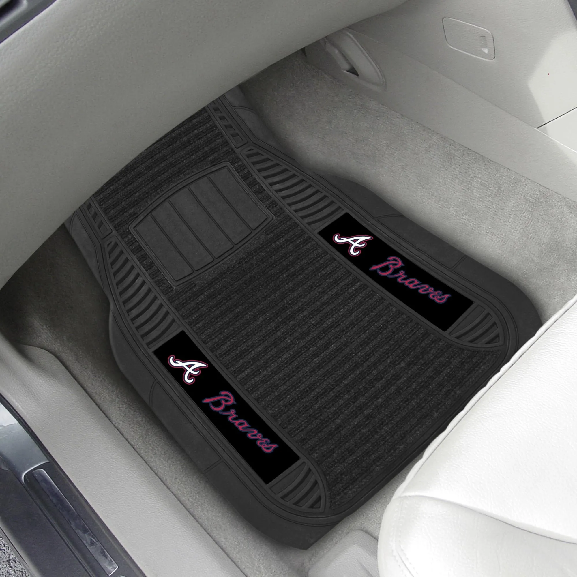 Atlanta Braves 2 Piece Deluxe Car Mat Set