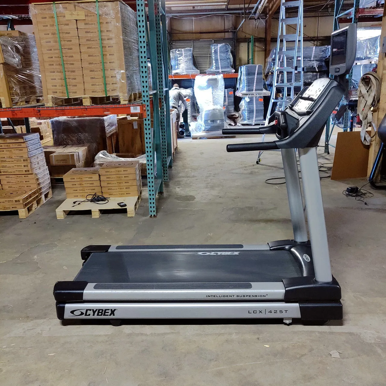 Cybex Treadmill 425T LCX Model Commercial Grade