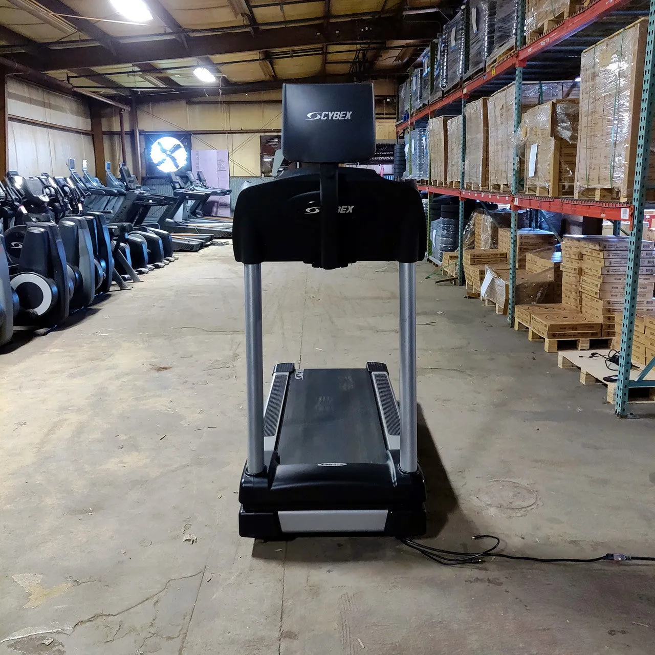 Cybex Treadmill 425T LCX Model Commercial Grade