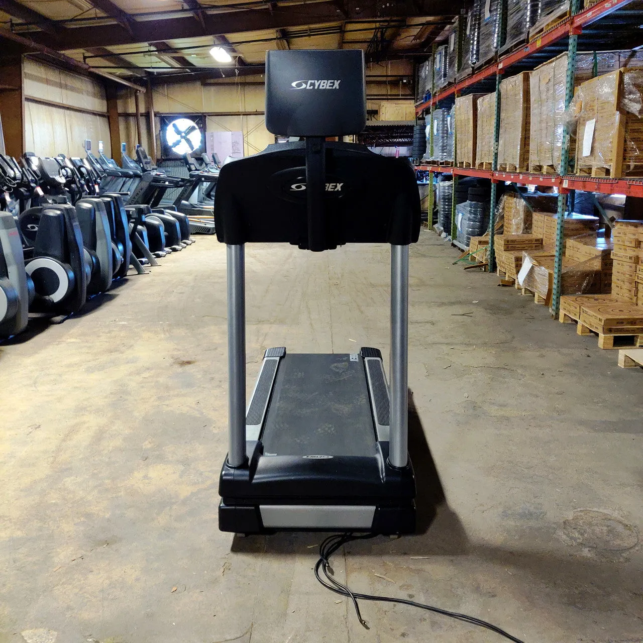 Cybex Treadmill 425T LCX Model Commercial Grade